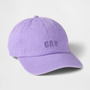 GAP logo baseball hat in Wisteria Blossom Purple